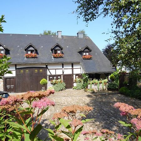 Cozy Cottage In Malmedy With Large Garden Buitenkant foto