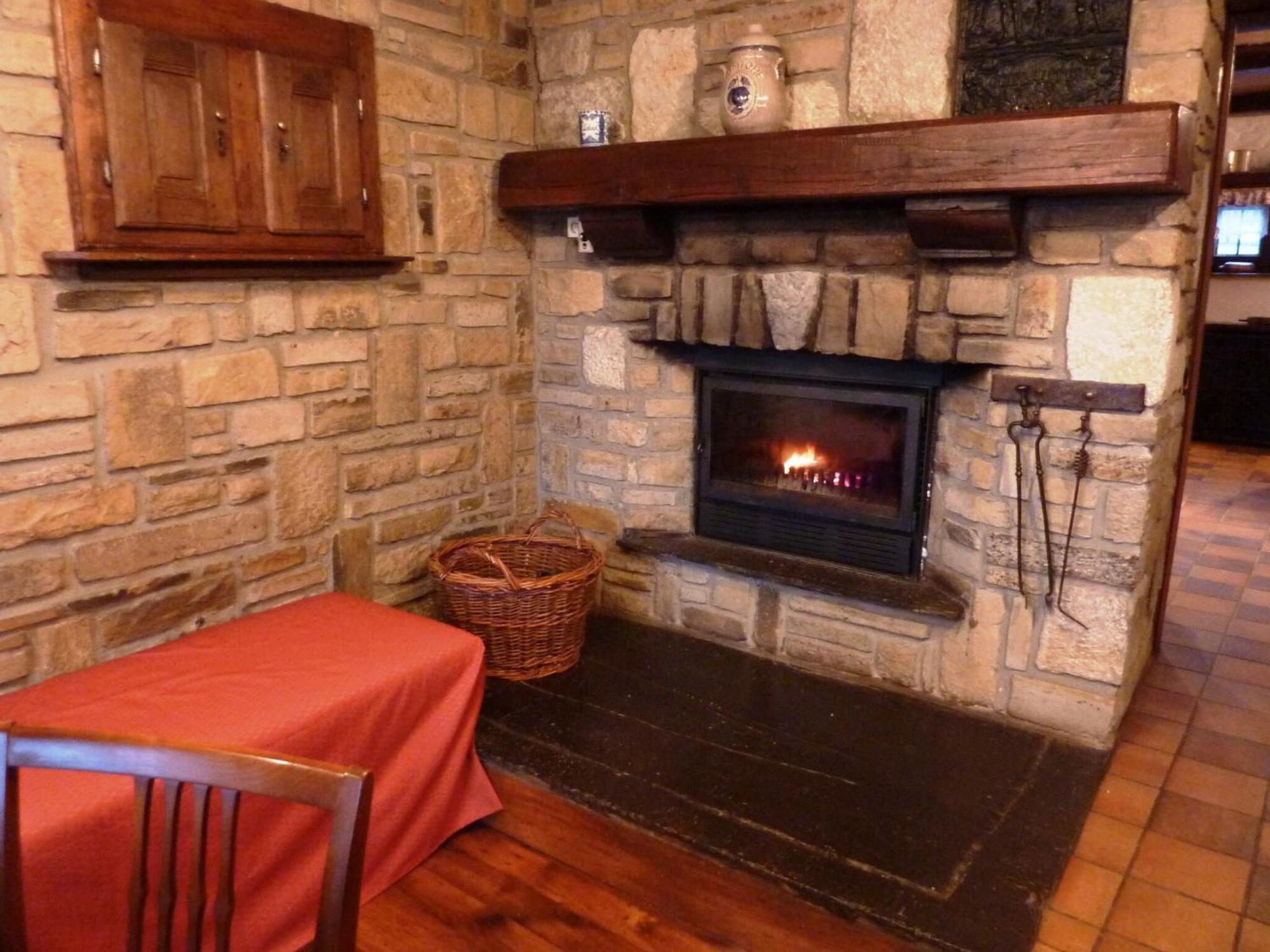 Cozy Cottage In Malmedy With Large Garden Buitenkant foto