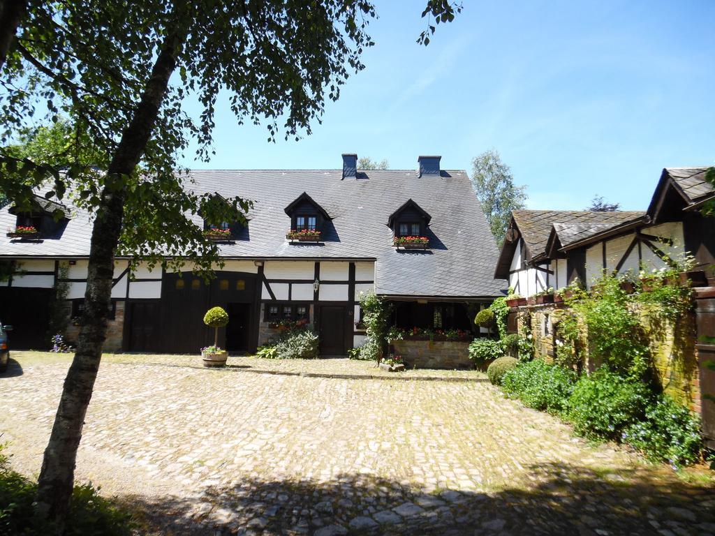 Cozy Cottage In Malmedy With Large Garden Buitenkant foto