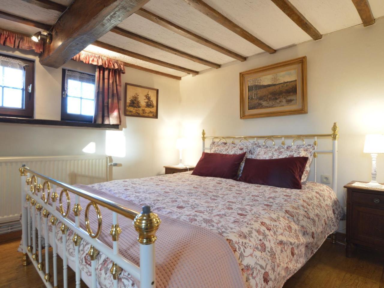 Cozy Cottage In Malmedy With Large Garden Buitenkant foto