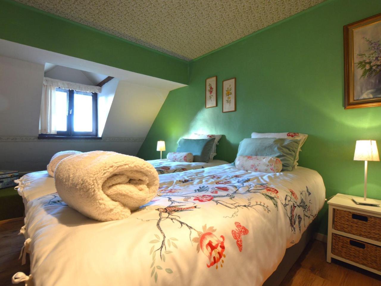 Cozy Cottage In Malmedy With Large Garden Buitenkant foto