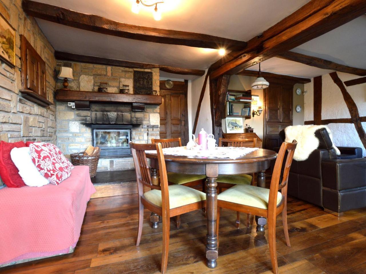 Cozy Cottage In Malmedy With Large Garden Buitenkant foto
